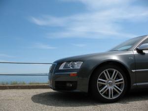 Audi S8 2008 года  (NA)
